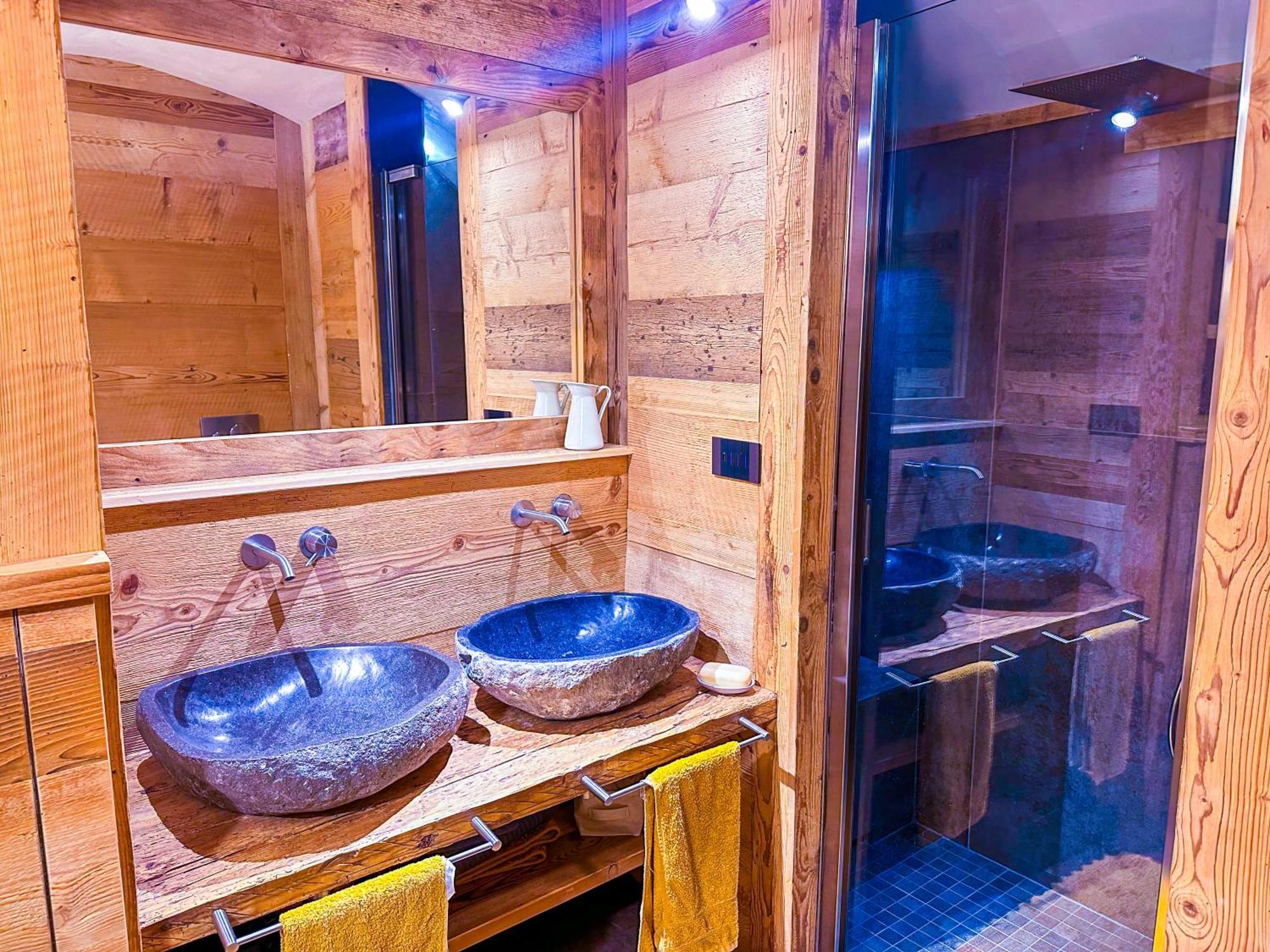 Joivy Modern Family Chalet With Stunning Mountain Views Champoluc Extérieur photo